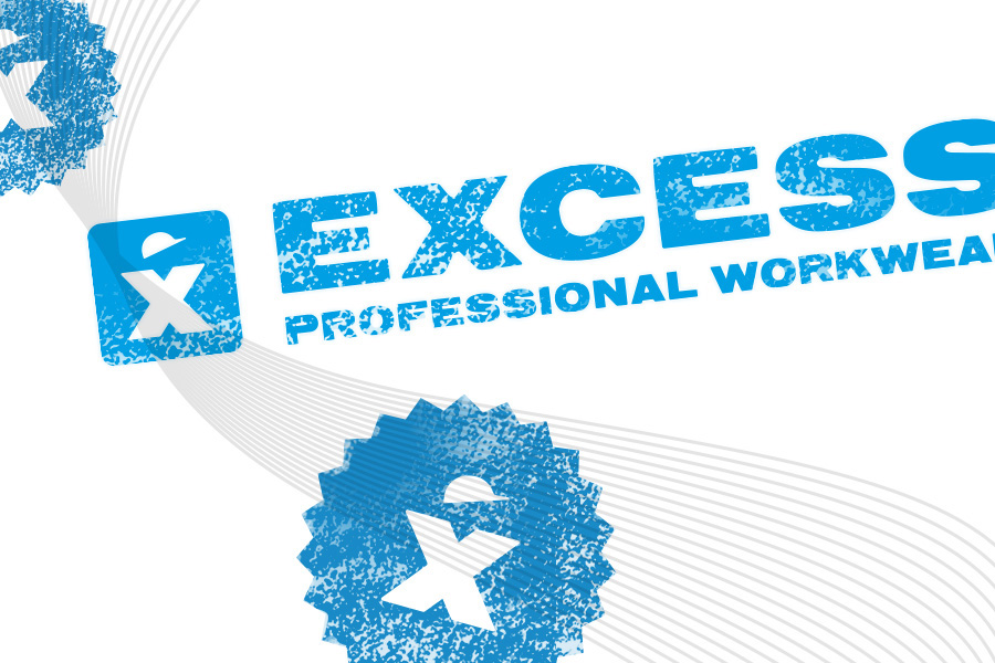 Grafisches Design mit dem blauen Logo und Schriftzug „Excess Professional Workwear“ auf weißem Hintergrund mit geschwungenen Linien und stilisierten Qualitätssiegeln.